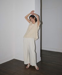 シンプルタックパンツ