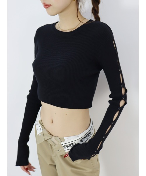 EVRIS(エヴリス)の「アームカッティングラメニット(ニット/セーター・レディース・グリーン/ピンク/ホワイト/ブラック・FREE)」の2枚目の写真