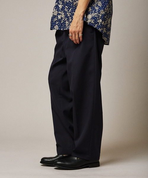 JOURNAL STANDARD（ジャーナルスタンダード）の「”吸水速乾 / 接触冷感” ドライ P/TRO タックイントラウザース（スラックス・メンズ・ブラック/ライトグレー/ベージュ系その他/ネイビー・SMALL/MEDIUM/LARGE）」の20枚目の写真