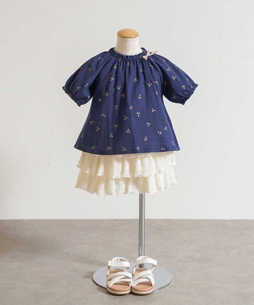 10mois(ディモワ)の「【10mois(ディモワ) 】フリル シャーリング ティアード パンツ 80cm・90cm・100cm・110cm(その他パンツ・キッズ・ライトブルー/クリーム・80cm/90cm/110cm/100cm)」の7枚目の写真