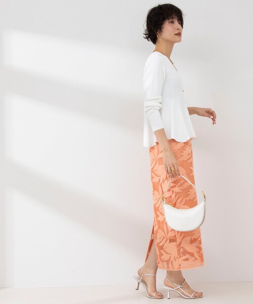 NOLLEY’S Sophi（ノーリーズソフィ）の「《手洗い可能》リブフレアVネックカーディガン（カーディガン/ボレロ・レディース・ホワイト/ベージュ/ネイビー/サックスブルー・38）」の18枚目の写真