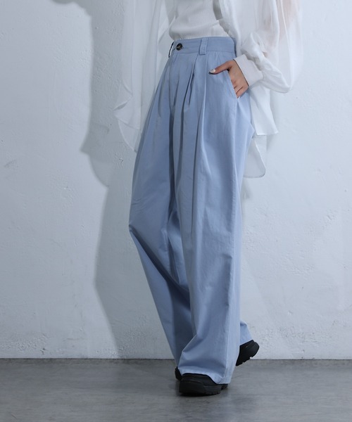 COLONY 2139（コロニートゥーワンスリーナイン）の「ライトツイルワイドストレートパンツ（チノパンツ・レディース・ピンク/ブラック/サックスブルー・SMALL/MEDIUM）」の14枚目の写真