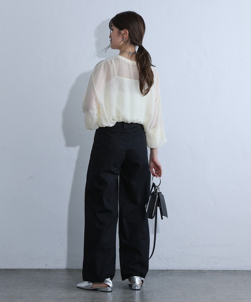 COLONY 2139（コロニートゥーワンスリーナイン）の「ライトツイルワイドストレートパンツ（チノパンツ・レディース・ピンク/ブラック/サックスブルー・SMALL/MEDIUM）」の12枚目の写真