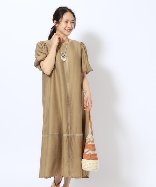 DRESKIP（ドレスキップ）の「◆配色ステッチ バルーン袖マキシワンピース（ワンピース・レディース・ブラック/こしょう色系/ブルー・02/03/04）」の9枚目の写真