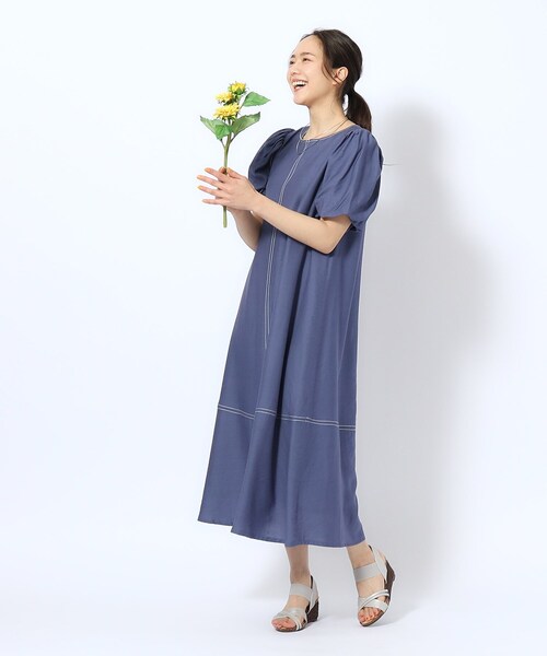 DRESKIP（ドレスキップ）の「◆配色ステッチ バルーン袖マキシワンピース（ワンピース・レディース・ブラック/こしょう色系/ブルー・02/03/04）」の15枚目の写真