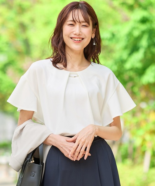 Honeys（ハニーズ）の「メタルパーツ付きトップス（Tシャツ/カットソー・レディース・オレンジ系その他/アイボリー/ブラック/ブルーグリーン/グレイッシュベージュ・S/M/L/LL/3L）」の2枚目の写真