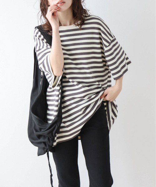 La-gemme(ラジェム)の「ワッフルルーズTシャツ(Tシャツ/カットソー・レディース・ブラック/ピンク/ブラウン/グレー・フリー)」の11枚目の写真