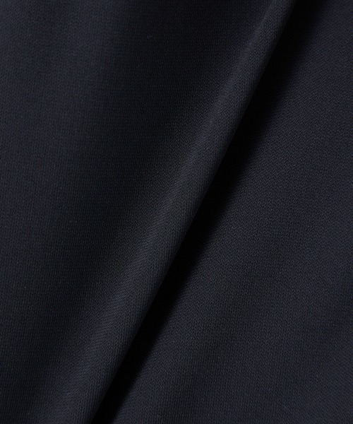A/C DESIGN BY ALPHA CUBIC(エーシーデザインバイアルファキュービック)の「【接触冷感】ボウタイ風ブラウス(Tシャツ/カットソー・レディース・オフホワイト/ブルー/ブラック・M/L)」の8枚目の写真