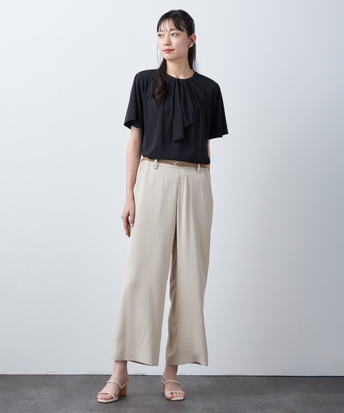 A/C DESIGN BY ALPHA CUBIC(エーシーデザインバイアルファキュービック)の「【接触冷感】ボウタイ風ブラウス(Tシャツ/カットソー・レディース・オフホワイト/ブルー/ブラック・M/L)」の11枚目の写真