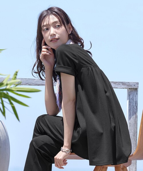 Tiaclasse(ティアクラッセ)の「【UVカット・吸水速乾】 “きれい見え” バックフレアチュニック(Tシャツ/カットソー・レディース・ネイビー/グレイッシュベージュ/ブラック・XL/XXL)」の14枚目の写真