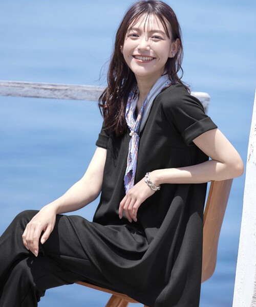 Tiaclasse(ティアクラッセ)の「【UVカット・吸水速乾】 “きれい見え” バックフレアチュニック(Tシャツ/カットソー・レディース・ネイビー/グレイッシュベージュ/ブラック・XL/XXL)」の17枚目の写真