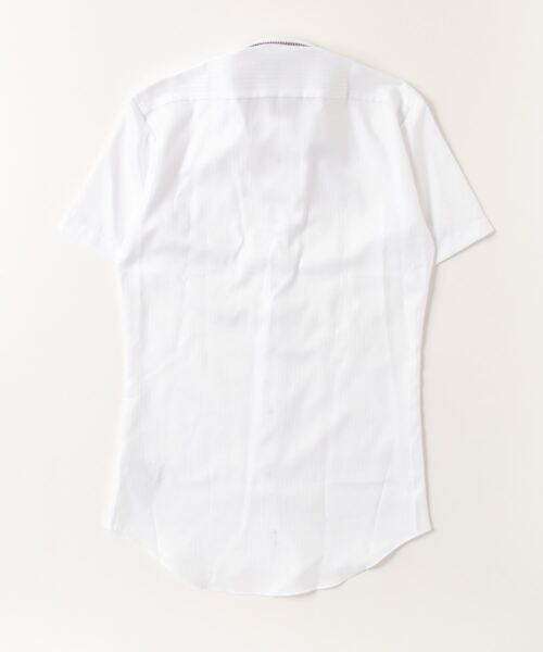 TOKYO SHIRTS(トウキョウシャツ)の「超形態安定ノーアイロン ドゥエボットーニ 半袖ビジネスワイシャツ(ビジネスシャツ・メンズ・ホワイト・首回り39cm/首回り41cm/首回り42cm/首回り43cm/首回り37cm)」の7枚目の写真