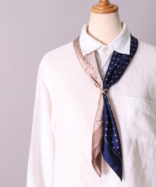 BAYBLO（ベイブロ）の「(BL)【ユニセックス】【リング付き】アソート柄 プリント スカーフ（バンダナ/スカーフ・メンズ・レッド系4/ブラック系4/ホワイト系3/グリーン系2/ブラック系3/ネイビー系4/ブラウン系1/ホワイト系1/イエロー系2/オレンジ系2/ベージュ系4・ONE SIZE）」の8枚目の写真