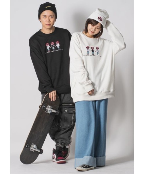 RE730(アールイーセブンサーティー)の「【RE730】なみおくん刺繍ビッグシルエットトレーナー(スウェット・メンズ・オフホワイト/ブラック・X-LARGE/LARGE/MEDIUM)」の5枚目の写真