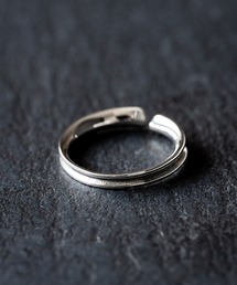 Rocky Monroe（ロッキーモンロー）の「新色追加 925シルバーリング サイズ調整可能 ユニセックス変形デザイン（リング）」