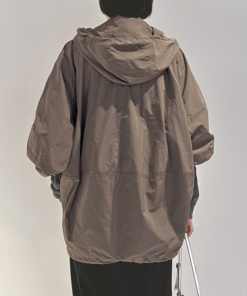 AP STUDIO（エーピーストゥディオ）の「メモリーコクーンパーカー（ナイロンジャケット・レディース・オリーブ・FREE）」の19枚目の写真