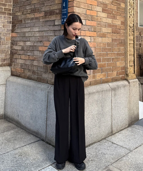 DISCOAT(ディスコート)の「マルチWAYワンハンドルショルダーバッグ《詳細動画あり》(ショルダーバッグ・レディース・オリーブ/ブラック/ブラウン/シルバー/ベージュ/サンドベージュ/ライトグレー/ベージュ系その他・FREE)」の22枚目の写真