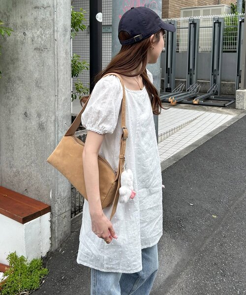 DISCOAT(ディスコート)の「マルチWAYワンハンドルショルダーバッグ《詳細動画あり》(ショルダーバッグ・レディース・オリーブ/ブラック/ブラウン/シルバー/ベージュ/サンドベージュ/ライトグレー/ベージュ系その他・FREE)」の15枚目の写真