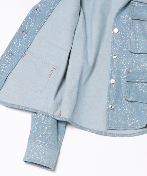 MSGM（エムエスジーエム）の「マルチポケット グリッターデニムジャケット（デニムジャケット・レディース・ライトブルー・38）」の3枚目の写真