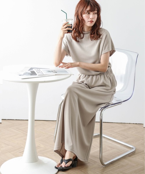 SUGAR BISKET（シュガービスケット）の「トップス＆スカート セットアップ（セットアップ・レディース・ブラック/グレー/ベージュ・フリー）」の2枚目の写真