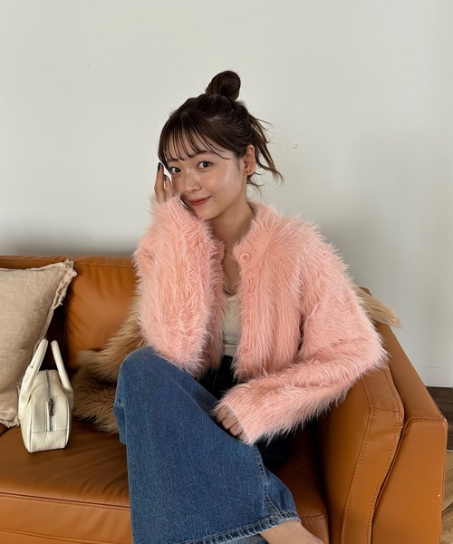 INTER FACTORY(インターファクトリー)の「ゆづき / フェザーショートカーディガン made in INTER FACTORY(カーディガン/ボレロ・レディース・ピンク/チャコールグレー/アイボリー・FREE)」の20枚目の写真