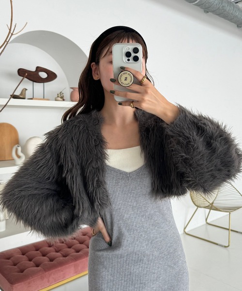 INTER FACTORY(インターファクトリー)の「ゆづき / フェザーショートカーディガン made in INTER FACTORY(カーディガン/ボレロ・レディース・ピンク/チャコールグレー/アイボリー・FREE)」の18枚目の写真