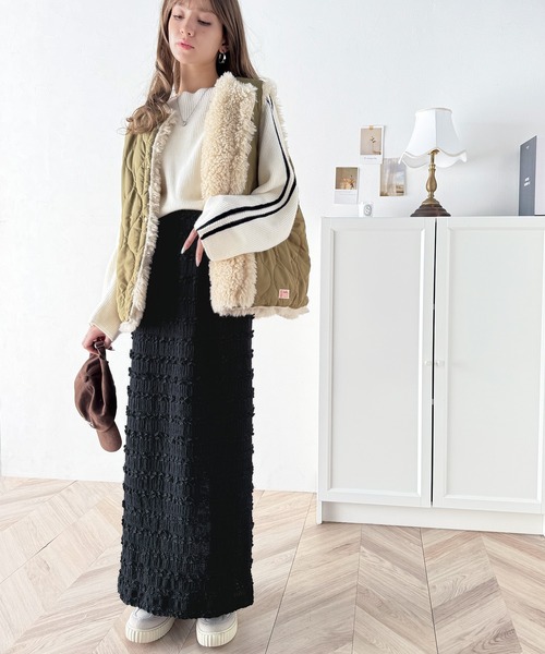 classicalelf(クラシカルエルフ)の「旬顔コーデが完成。ジャガードレースタイトスカート(ロング丈)(スカート・レディース・アイボリー/ブラック・X-LARGE/SMALL/MEDIUM/LARGE)」の9枚目の写真
