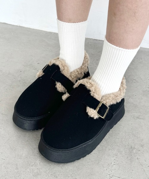 SOLLON.(ソルロン)の「ボアムートン厚底シューズ(スリッポン・レディース・ブラック/キャメル/ベージュ・23.5cm/24.5cm/22.5cm)」の17枚目の写真