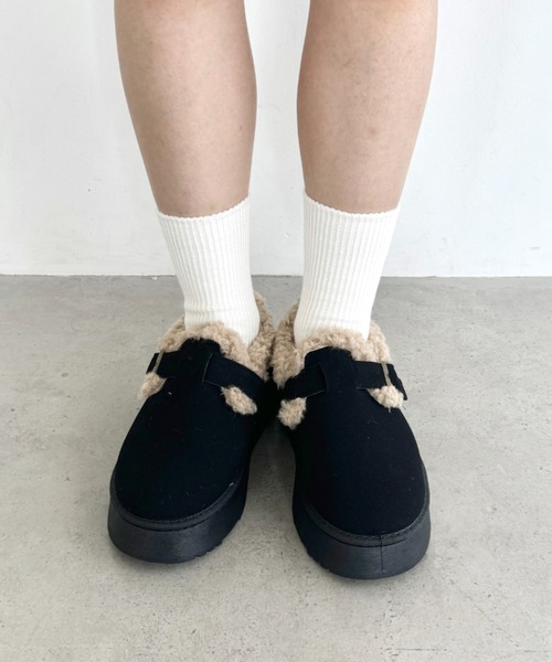 SOLLON.(ソルロン)の「ボアムートン厚底シューズ(スリッポン・レディース・ブラック/キャメル/ベージュ・23.5cm/24.5cm/22.5cm)」の19枚目の写真