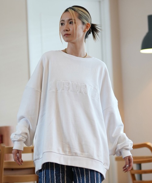 リヴドロワFEMME プリント チャコールグレー スウェット極美品 リヴドロワFEMME プリント チャコールグレー スウェット極美品
