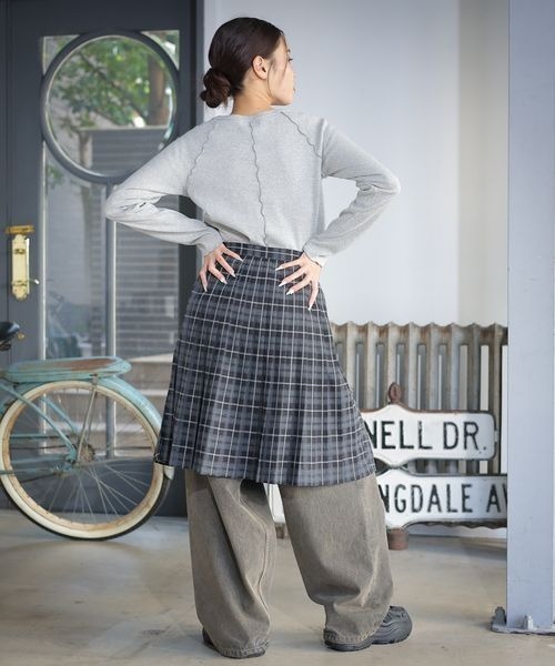 PBLIM（ページボーイリム）の「PBLIM/ロゴシシュウリブプルオーバー（Tシャツ/カットソー・レディース・イエロー/ブラック/グレー・FREE）」の12枚目の写真