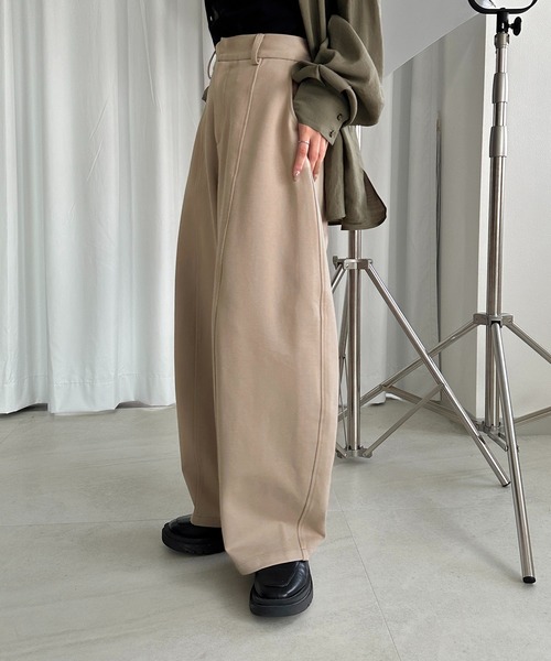 apres jour mignon(アプレジュールミニョン)の「ワイドコクーンパンツ【ZOZOTOWN限定アイテム】(その他パンツ・レディース・ブラック/ベージュ/カーキ・SMALL/MEDIUM/X-LARGE)」の14枚目の写真
