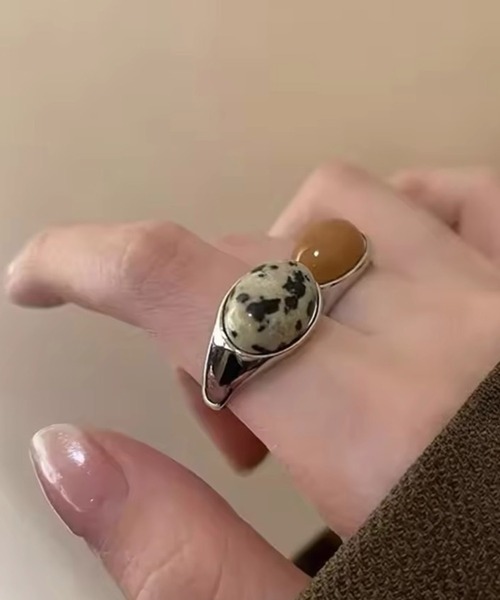 Port（ポート）の「【 Port / ポート 】 ニュアンス オーバル ストーン リング ( 2個セット )（リング・レディース・その他1/その他2・FREE）」の4枚目の写真