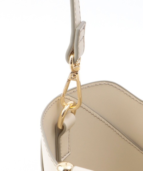 ROPE' PICNIC(ロペピクニック)の「Dメタルハンドルミドルトート&ショルダーバッグ(ショルダーバッグ・レディース・ブラック/キナリ・FREE)」の10枚目の写真