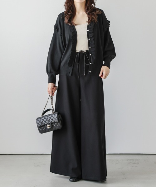 La-gemme(ラジェム)の「ストリングベルトワイドパンツ(その他パンツ・レディース・ホワイト系その他/ベージュ/グレー/ブラック・M/L)」の1枚目の写真