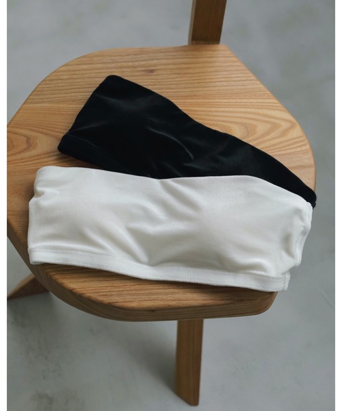 anuke(アンヌーク)の「Velour Tube Top(Tシャツ/カットソー・レディース・ホワイト/ブラック・FREE)」の20枚目の写真