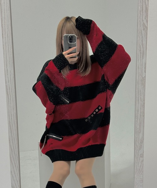 SILVER BULLET（シルバーバレット）の「『PSYCHO NATION/サイコネーション』ダメージボーダークルーニット【Z】【Z】（ニット/セーター・レディース・ブラック×レッド/ブラック×ホワイト・L/M）」の2枚目の写真