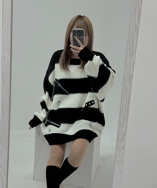 SILVER BULLET（シルバーバレット）の「『PSYCHO NATION/サイコネーション』ダメージボーダークルーニット【Z】【Z】（ニット/セーター・レディース・ブラック×レッド/ブラック×ホワイト・L/M）」の4枚目の写真