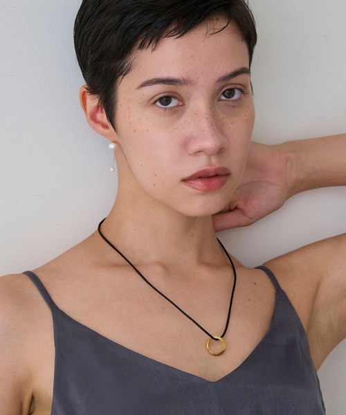 JUPITER（ジュピター）の「【SV】リングモチーフコードネックレス<全長約60cm長さ調整可能><動画あり>/グラスホルダー（ネックレス・レディース・シルバー/ゴールド・FREE）」の19枚目の写真