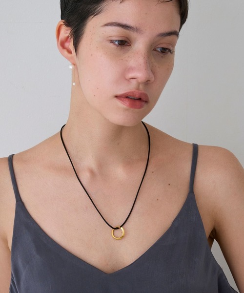 JUPITER（ジュピター）の「【SV】リングモチーフコードネックレス<全長約60cm長さ調整可能><動画あり>/グラスホルダー（ネックレス・レディース・シルバー/ゴールド・FREE）」の21枚目の写真