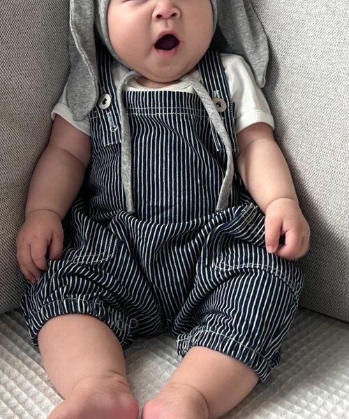 CIAOPANIC TYPY(チャオパニックティピー)の「【BABY】デニムカボチャサロペット風ロンパース(ロンパース・キッズ・ネイビー/ブルー/インディゴブルー・80)」の3枚目の写真