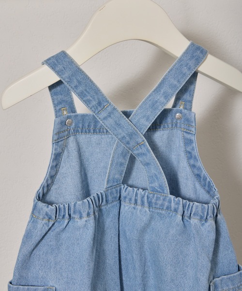 CIAOPANIC TYPY(チャオパニックティピー)の「【BABY】デニムカボチャサロペット風ロンパース(ロンパース・キッズ・ネイビー/ブルー/インディゴブルー・80)」の8枚目の写真