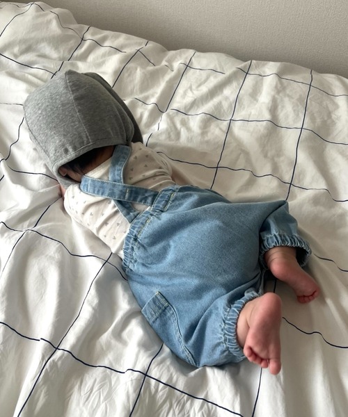 CIAOPANIC TYPY(チャオパニックティピー)の「【BABY】デニムカボチャサロペット風ロンパース(ロンパース・キッズ・ネイビー/ブルー/インディゴブルー・80)」の18枚目の写真