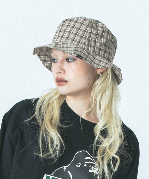 XLARGE(エクストララージ)の「PLAID BUCKET HAT(ハット・メンズ・ブラック/ネイビー/ベージュ・L/M)」の1枚目の写真