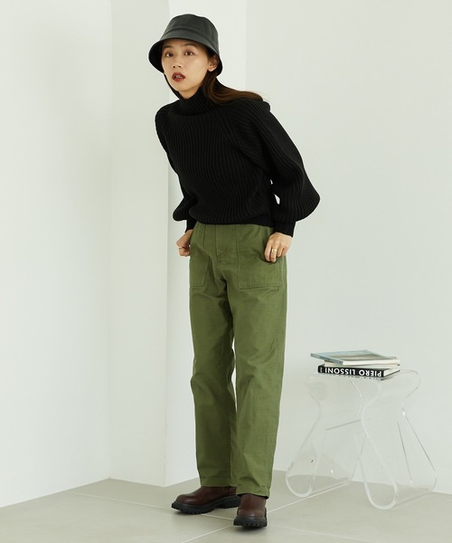 MISCH MASCH(ミッシュマッシュ)の「ハイネックボリュームスリーブニット MO33N04(ニット/セーター・レディース・ブラック/ブラウン・フリ-)」の8枚目の写真