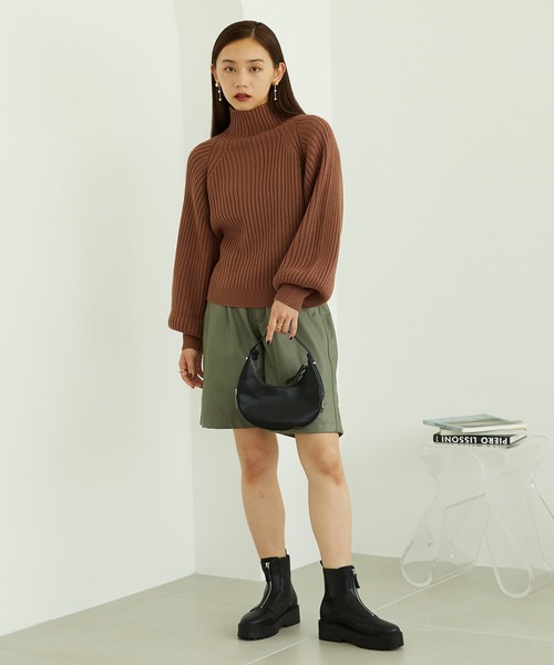MISCH MASCH(ミッシュマッシュ)の「ハイネックボリュームスリーブニット MO33N04(ニット/セーター・レディース・ブラック/ブラウン・フリ-)」の10枚目の写真
