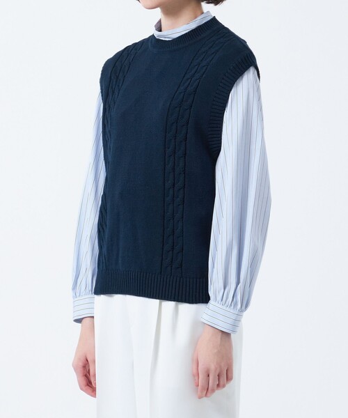 MACKINTOSH PHILOSOPHY（ﾏｯｷﾝﾄｯｼｭ ﾌｨﾛｿﾌｨｰ）の「ケーブルベスト（ベスト・レディース・ダークネイビー/グリーン/オフホワイト・38/36）」の8枚目の写真