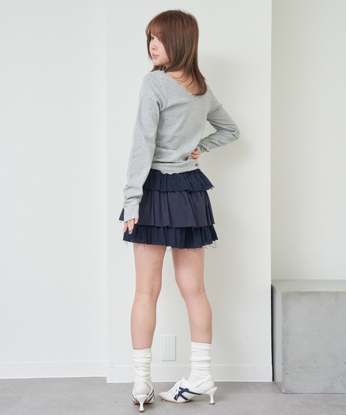 RAY CASSIN（レイカズン）の「レース付きVネックロングTシャツ（Tシャツ/カットソー・レディース・グレー/ブルー/アイボリー/ブラック系その他2・FREE）」の18枚目の写真