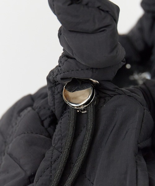 ROOPTOKYO(ループトウキョウ)の「Quilted style gathered handle bag / キルティング風 ギャザーハンドル バッグ 秋物 秋服 2026年秋冬(ハンドバッグ・レディース・ブラウン/グレー/ブラック・FREE)」の13枚目の写真