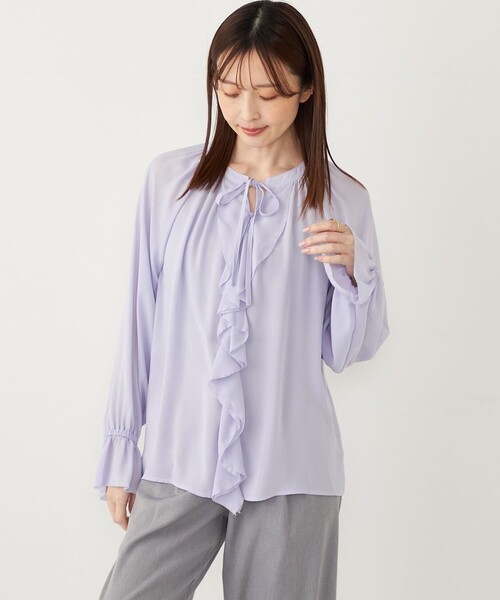 SHIPS Colors(シップス カラーズ)の「SHIPS Colors:〈手洗い可能〉2WAY フロントフリル ブラウス(シャツ/ブラウス・レディース・ブラック/ラベンダー/ナチュラル・ONE SIZE)」の1枚目の写真
